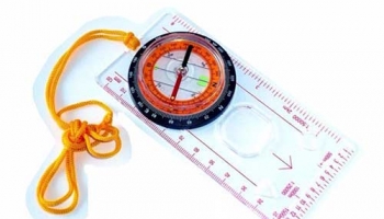 เข็มทิศแม่เหล็ก เข็มทิศซิลวา นาฬิกาเข็มทิศ